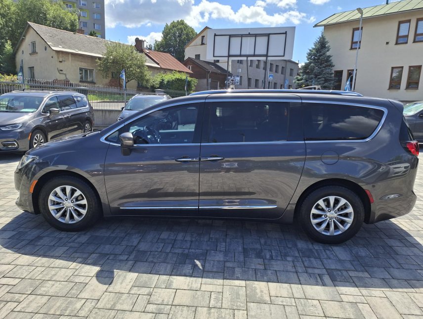 Chrysler Pacifica, 3,6L 8míst,Top výbava,android