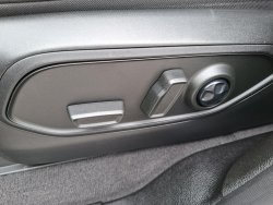 Jeep Grand Cherokee, 3,6L V6 4x4 LIMITED, 6 míst