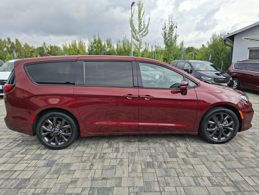 Chrysler Pacifica, 3,6L V6 SPORT,DVD,ALU kola R20