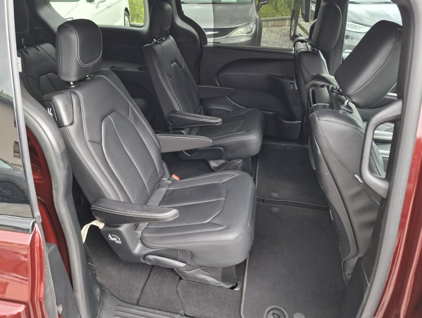 Chrysler Pacifica, 3,6L V6 SPORT,DVD,ALU kola R20