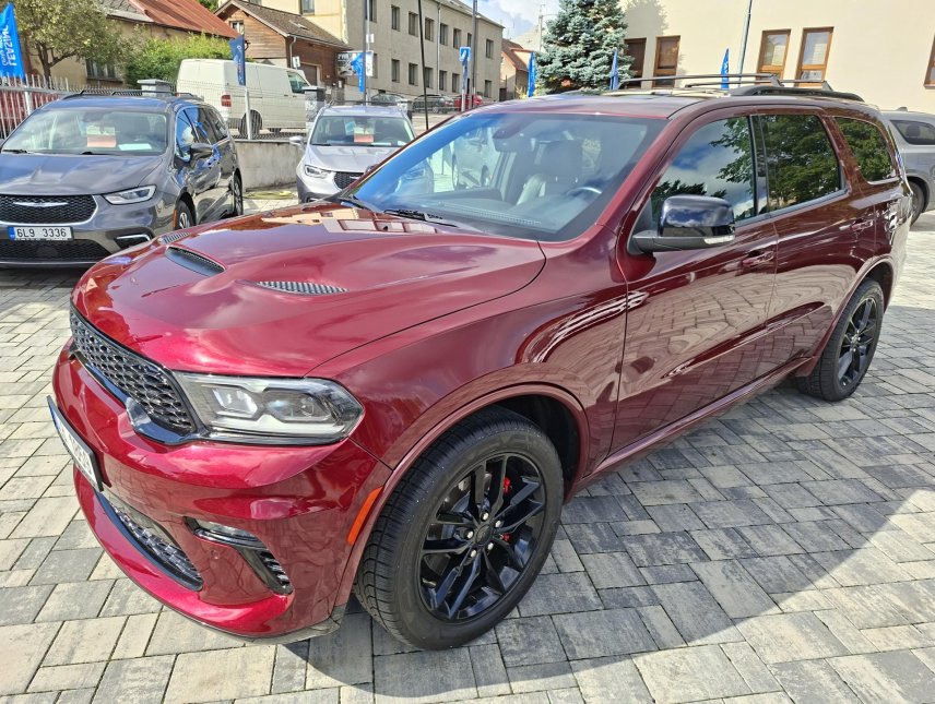 Dodge Durango, 5,7L HEMI 4x4,7míst,tažné,LPG