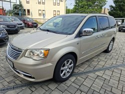 Chrysler Town & Country, 3,6L 7míst, LPG, tažné, 2xkola