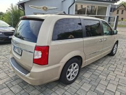Chrysler Town & Country, 3,6L 7míst, LPG, tažné, 2xkola
