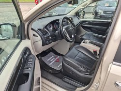 Chrysler Town & Country, 3,6L 7míst, LPG, tažné, 2xkola