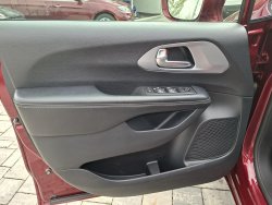 Chrysler Pacifica, 3,6L V6 SPORT,DVD,ALU kola R20