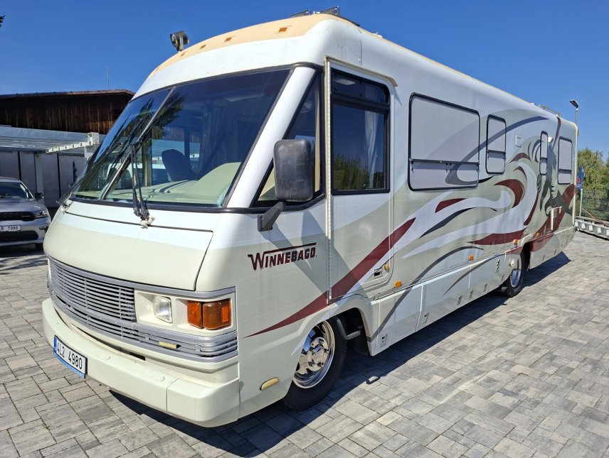 Chevrolet Ostatní, Winnebago 6,2L V8
