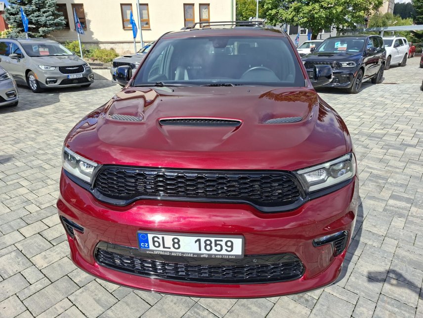 Dodge Durango, 5,7L HEMI 4x4,7míst,tažné,LPG