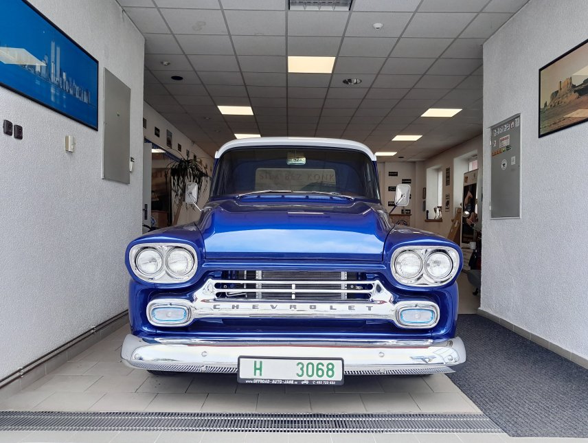 Chevrolet APACHE